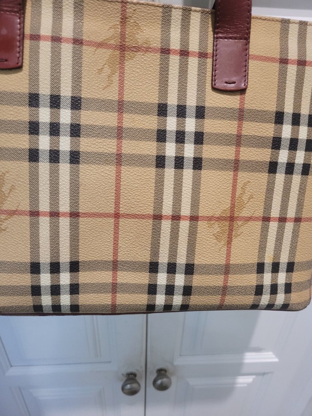 Burberry** Nova Check**Tote**with Red Leather Straps**No Cracking In The Canvas - Picture 8 of 17
